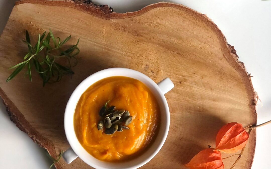 Krem z dyni, batatów i świeżym rozmarynem